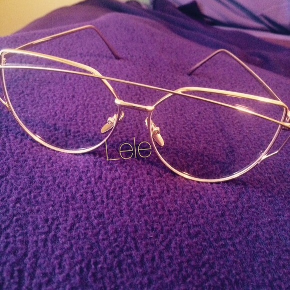 Clear glasses - Picture 4 of 4