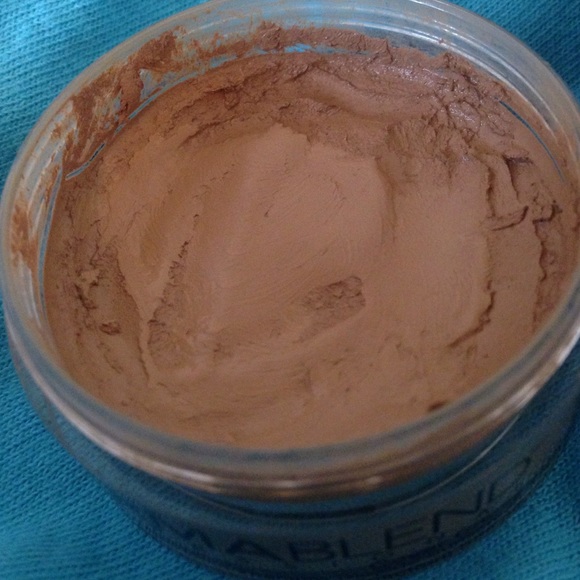 DermaBlend Cover Creme - Picture 4 of 4