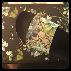Gucci slides
