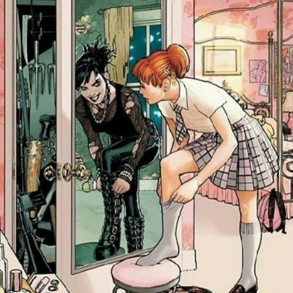 Meet your Posher, Jessica - Picture 2 of 2