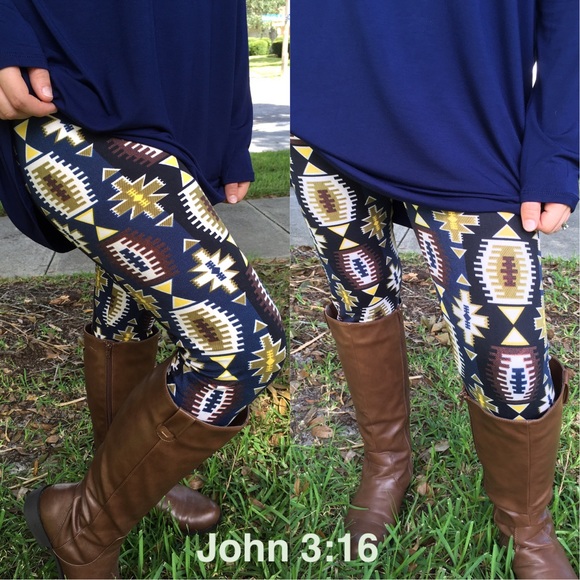 Last pair✔️Fun print brushed leggings - Picture 2 of 2