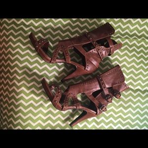 Shoe Dazzle brown heels