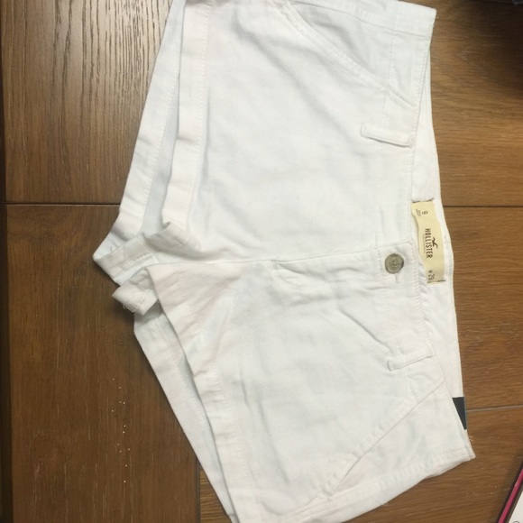 Hollister shorts NWT