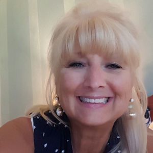 Meet your Posher, Carole