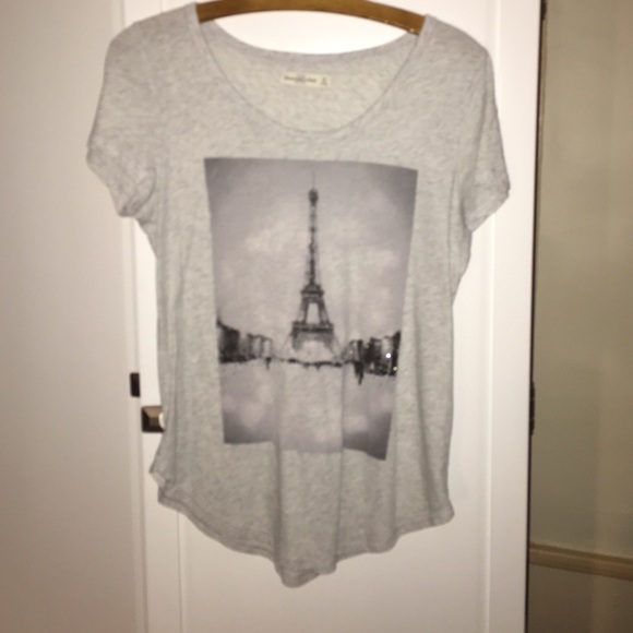 Grey Eiffel Tower tee shirt with beads