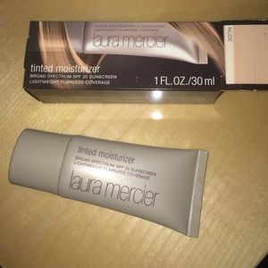 Laura Mercier tinted moisturizer in Nude