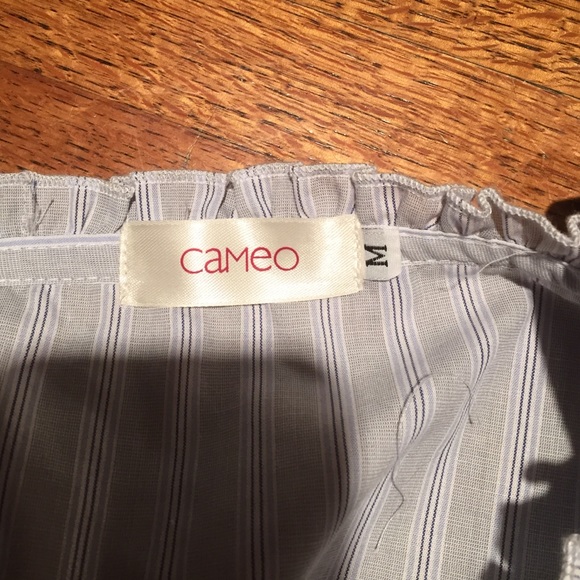 Cami with black ribbon straps - Picture 2 of 2