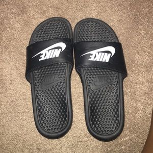 Nike slides