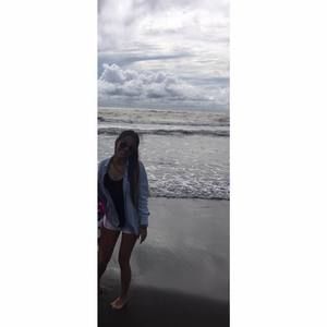 Meet your Posher, Michaela