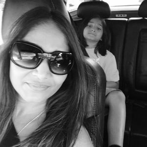 Meet your Posher, Rena