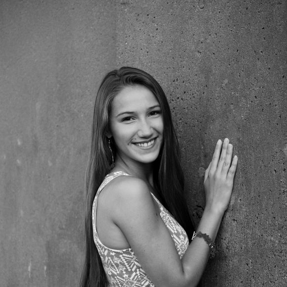 Meet your Posher, Angelica