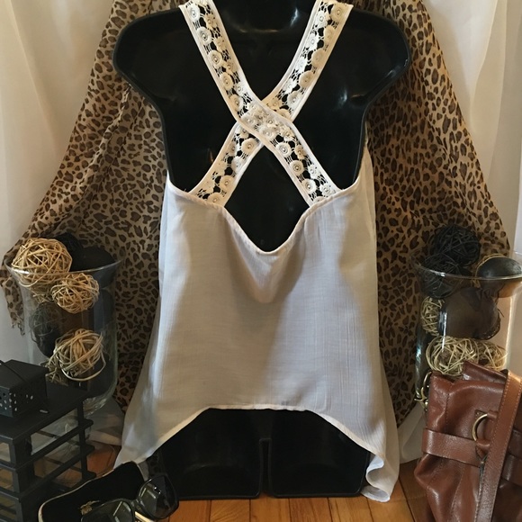 Guess Crisscross Tank - Picture 3 of 3