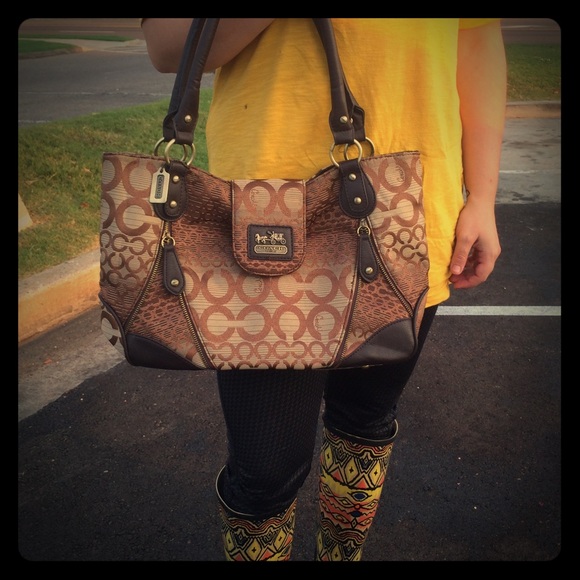 Coach purse