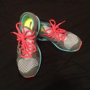 Under armour 4D Foam shoes