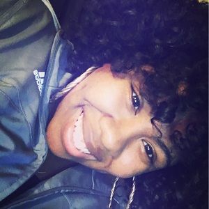 Meet your Posher, Cierra