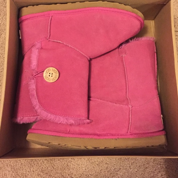 Pink ugg boots!
