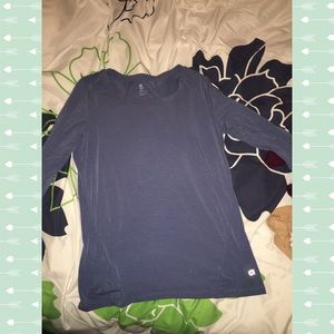 Gap fit Long sleeve shirt with thumb  holes large