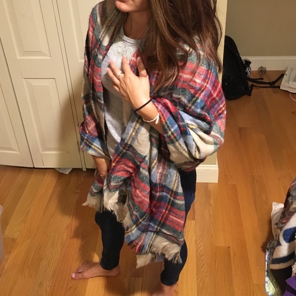 Flannel blanket scarf
