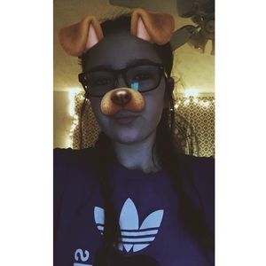 Meet your Posher, Kenzie