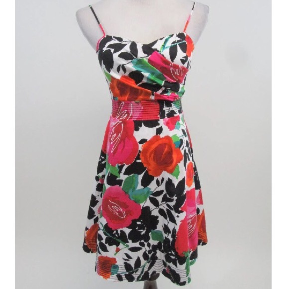 B. Smart Dresses & Skirts - B. Smart Floral Dress Size 6