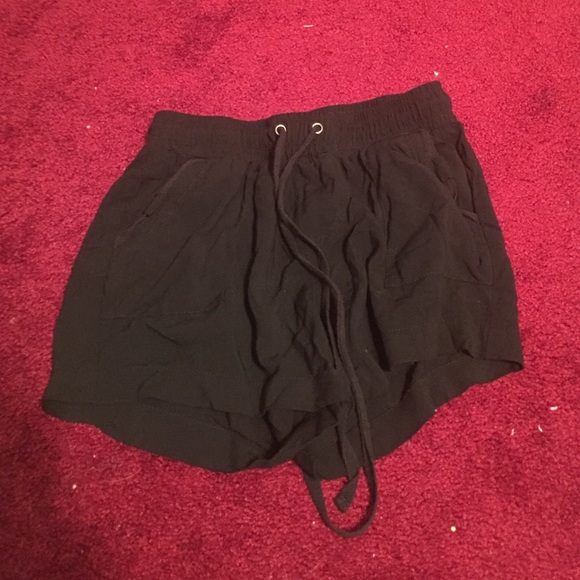 Black mid high comfy shorts!