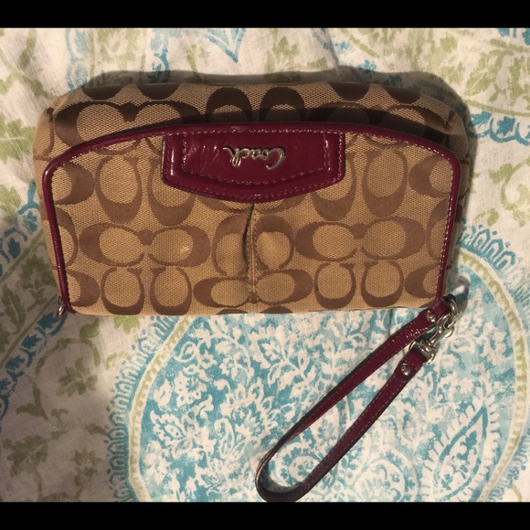 Coach wristlet