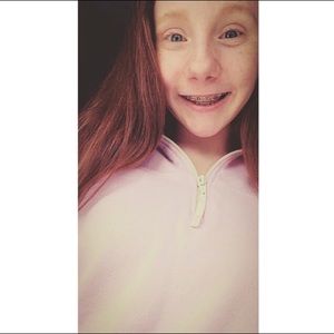 Meet your Posher, Caitlin