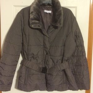 New York & Company short gray puffer coat size XL