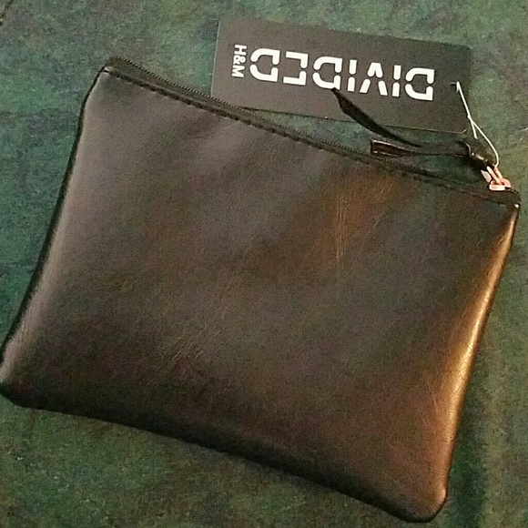 H & M zippered pouch - Picture 3 of 3