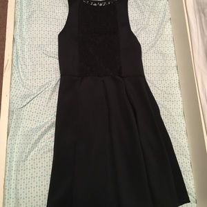 Abercrombie kids adorable black dress!!