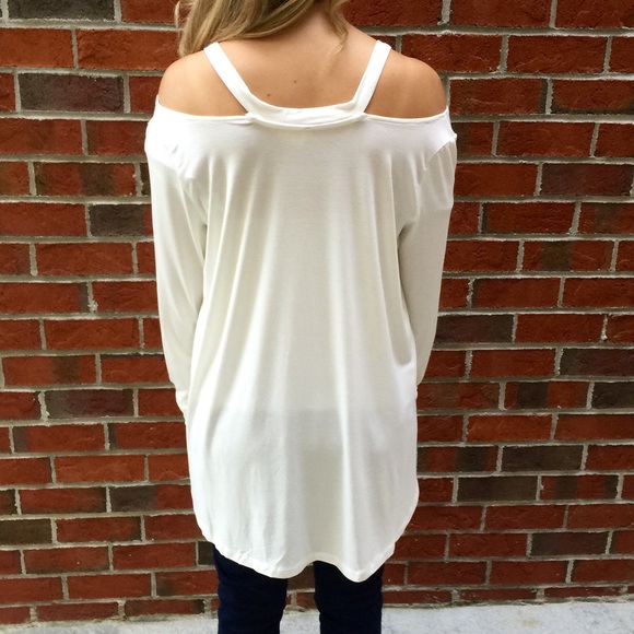 Cold shoulder top - Picture 2 of 2