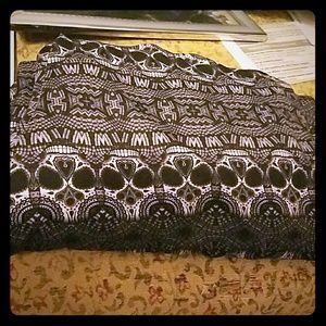 Torrid skull print leggings size 3