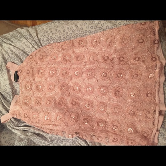Floral pink tank