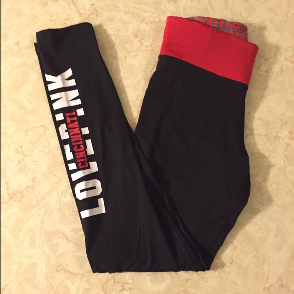 Pink Victoria's Secret athletic leggings