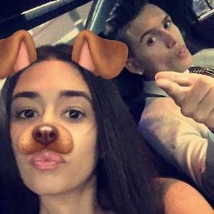 Meet your Posher, Loriana