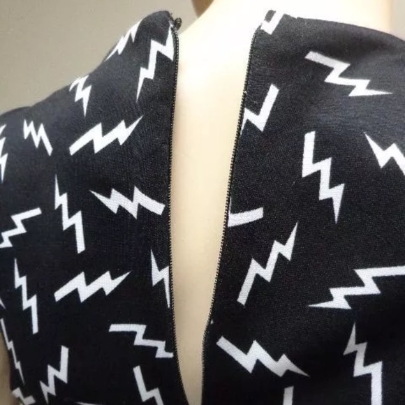 MAKE AN OFFER‼️Forever 21 Dress Size Jrs M - Picture 3 of 4