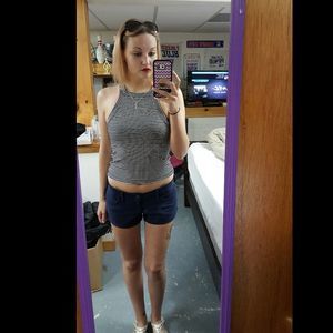 Meet your Posher, Dana