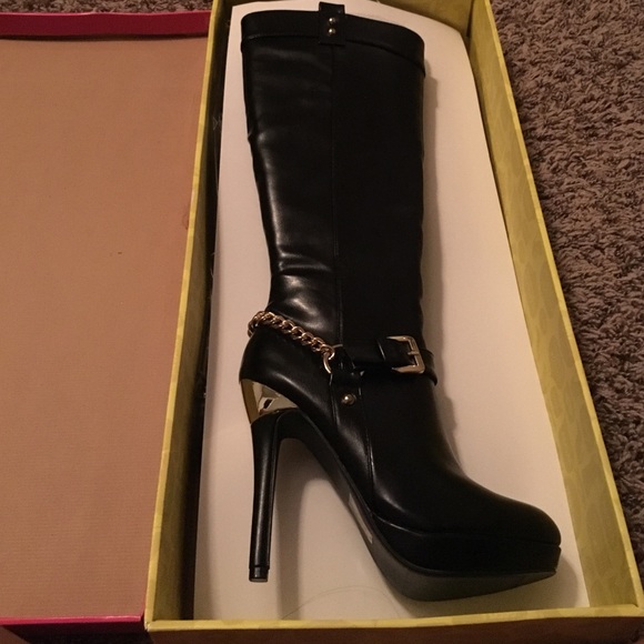 💕black heel boots💕