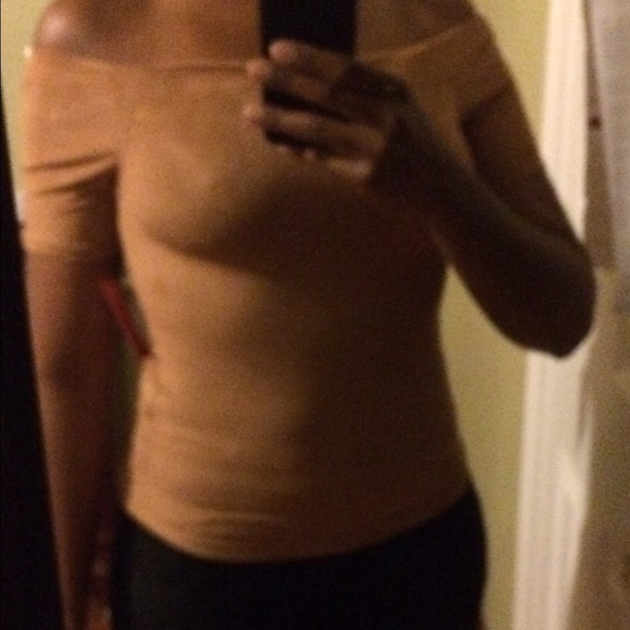 Shoulder suede tan top - Picture 3 of 4