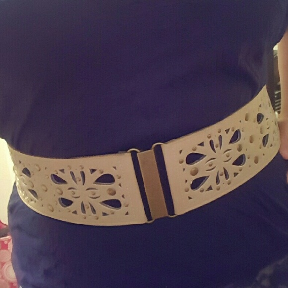 Wide belt