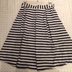 EUC Saks Fifth Avenue Striped Skirt - Size M