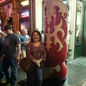 Meet your Posher, Alison