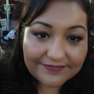 Meet your Posher, Faviola