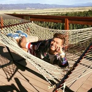 Meet your Posher, Trung