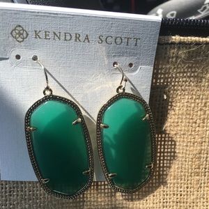 kendra scott earrings