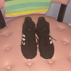 Adidas sneakers 👟