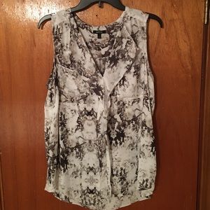 Apt 9 Sleeveless Blouse never worn!!