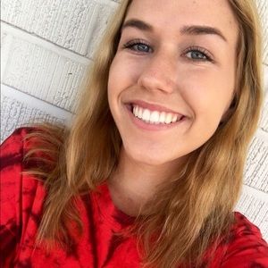 Meet your Posher, Mallory