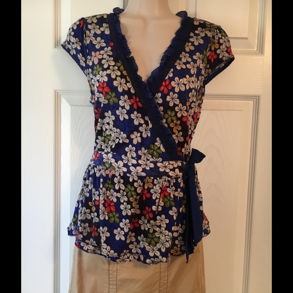 Anthropologie flower wrap top