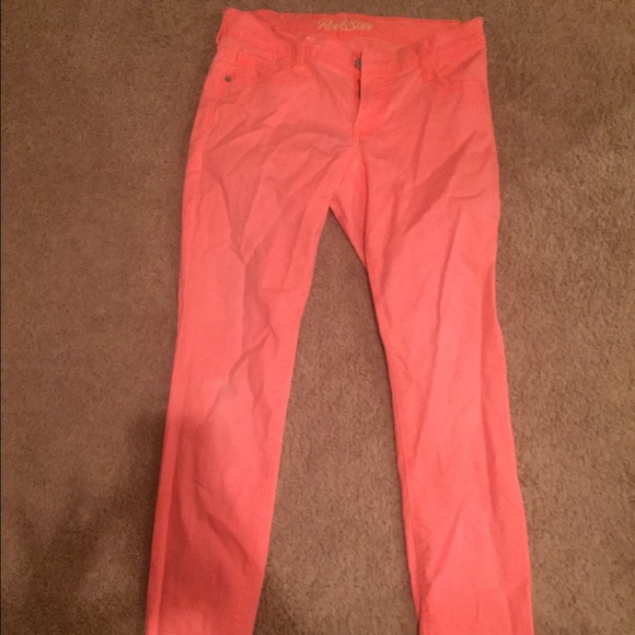Old navy rockstar pants